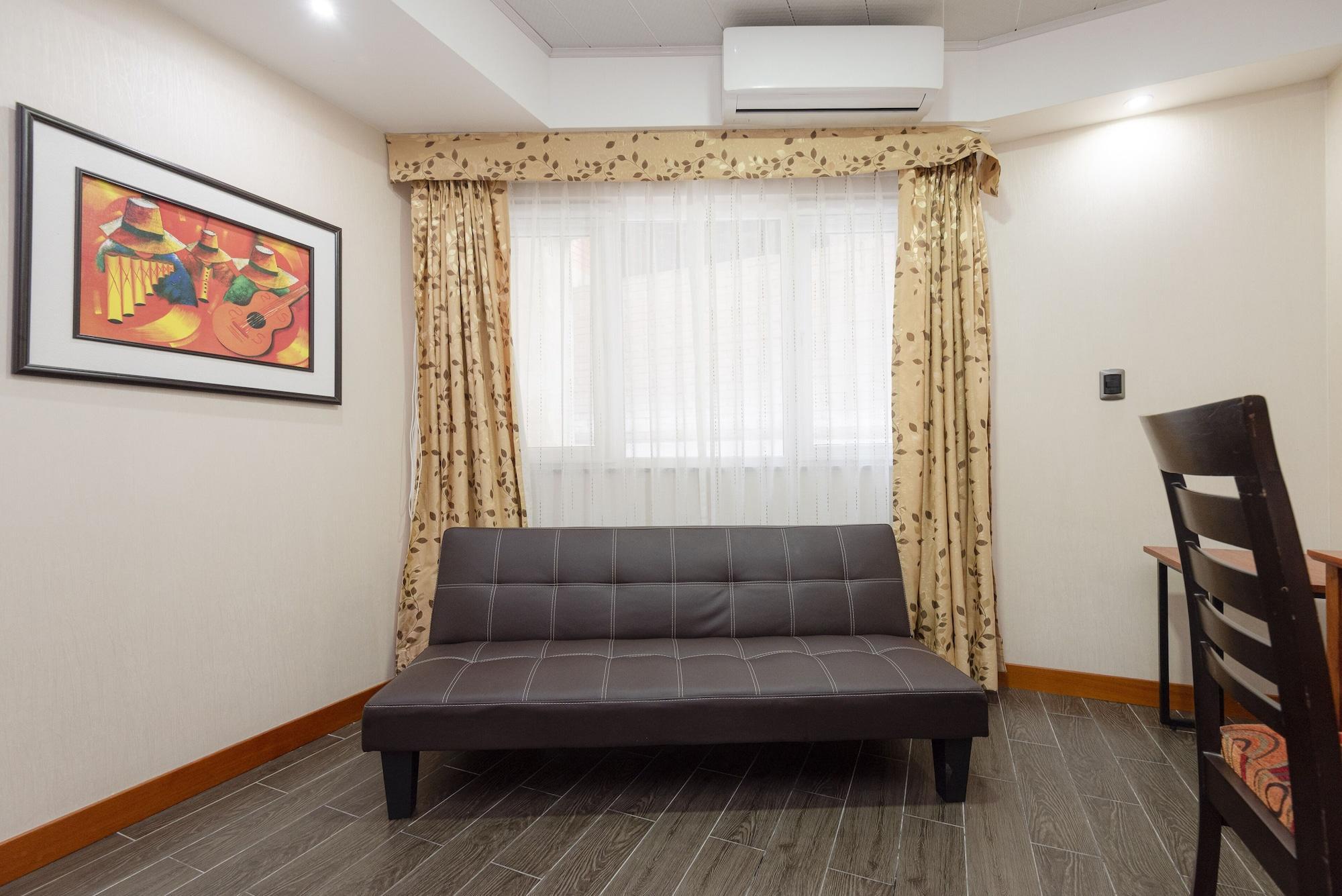 La Luna Hotel 3*